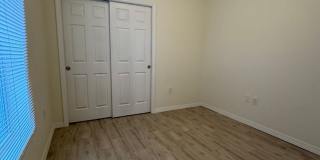 Cozy 3 Bed 2 Bath Duplex in Lehigh Acres Gallery 7