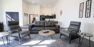 The Brixx Gallery 17