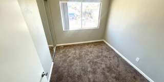 49th Street Apartments Gallery 18