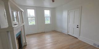 Fully updated 1 bedroom 1 bath Apartment in Troy Hill! Gallery 13