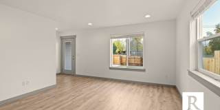 New 3 Bed/2.5 Bath Townhome in Medford Gallery 8