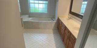 1328 Bayview Circle Gallery 22