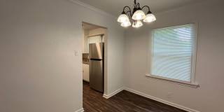 Adorable 2 bedroom 1 bathroom home with a garage! Gallery 8