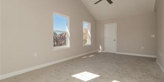 2265 E 97th Street Gallery 16