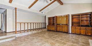744 CRESTA MIRA Drive Gallery 6