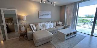 18021 Biscayne Blvd Gallery 1