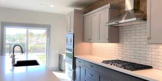 Lovely Home in New Community 10 min North of Redding! Gallery 8