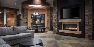 LUXURY LIVING IN THE RIDGES Gallery 12