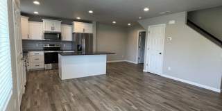 Exquisite 3-Bedroom Home with Modern Elegance and Scenic Views! Gallery 8