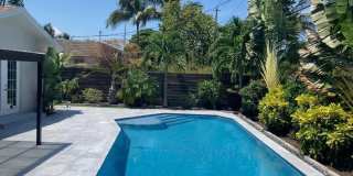 702 Grove Street Gallery 27