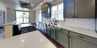 Spacious home with fully equipped kitchen and 2-car garage near Stewart Park Gallery 1
