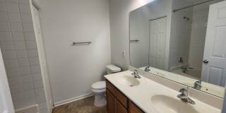 2010 Grassy Banks Drive Gallery 5