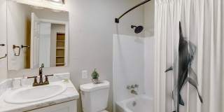 Kalo Rustic Hills Gallery 10