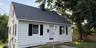 203 W Elm Street Gallery 1