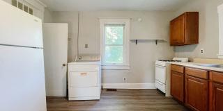 AVAILABLE NOW! Close to Campus Gallery 5