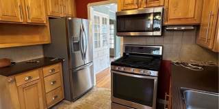 1579 Laclede Road Gallery 7