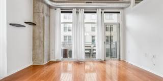 113 N BREAD Street Gallery 8