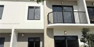 14571 SW 261st St Gallery 1