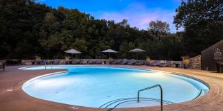 Cedar Ridge Apartments and Townhomes Gallery 11