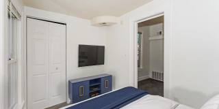 1115 1/2 4th Street NE Gallery 13