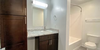 Camelot East Apartments Gallery 7