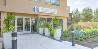 The Herschel Gallery 21