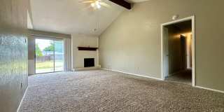 Single Family Home *LEASING SPECIAL AVAILABLE* Gallery 3