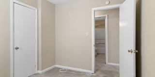 503 Woodfin Road Gallery 7