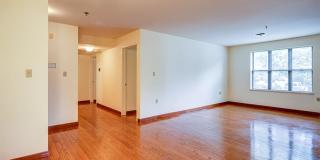 Lake Oaks Apartments Gallery 16