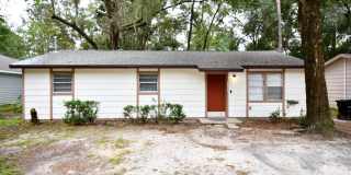 Charming 3/1 House Gallery 16