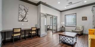 The Milano Gallery 22