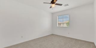 Gorgeous 3 bed plus a loft Gallery 14