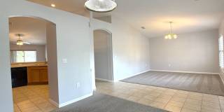 Beautiful 3 Bed 2 Bath Ranch Pool Home! Lawn & Pool Care Included! Gallery 4