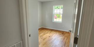 44 Rosewood Avenue Gallery 22