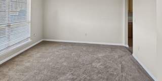 RATE DROP ALERT (was $2200/month) and MOVE-IN SPECIAL: 1st FULL MONTH'S RENT FREE* Gallery 19