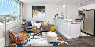 2000 Riverside Gallery 13