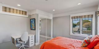 1749 Hill St Gallery 35