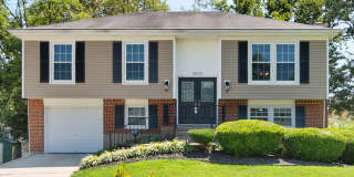 Charming 3-Bed, 2-Bath Single-Family Home on Quiet Cul-de-Sac | Oldham County Gallery 1