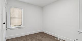 4 bedroom large home Gallery 22