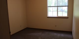 Home in secluded cul de sac Gallery 8