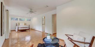 805 Leonard St!!! - Amazing 7 bed House walking distance to UT. Gallery 26