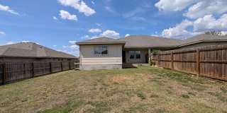3/2/1 with Formal Dining Room/ Fridge  /Covered Back Patio / No carpet / Fenced in Yard / CISD Gallery 40