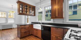 3 Bed 2.5 Bath - Takoma Park Craftsman - Spacious Rear Deck Gallery 11