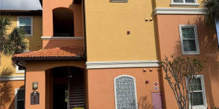 5467 VINELAND ROAD Gallery 1