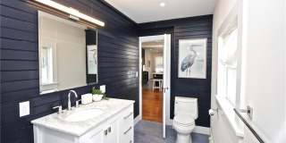 700 Thames Street Gallery 27
