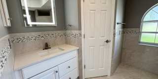 3BR Waterfront Home. Private Dock, Spacious Patio & Double Garage. Gallery 13