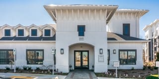 Vintage Gateway Apartments Gallery 44