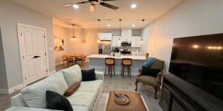 1235 Plum Street Gallery 1
