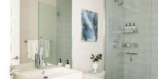 2639 17th St #6 Gallery 27