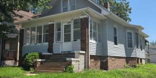 3 Bedroom with New Flooring ! Gallery 1